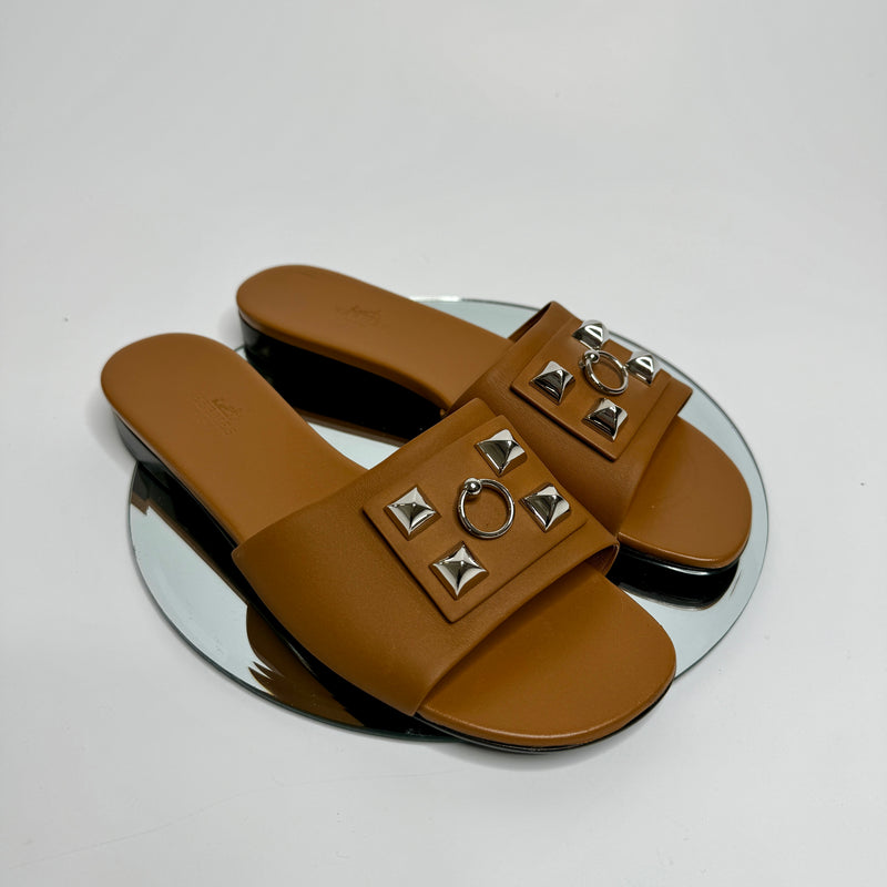 Hermès Dune Sandals In Tan Leather (Size 39 /UK 6)