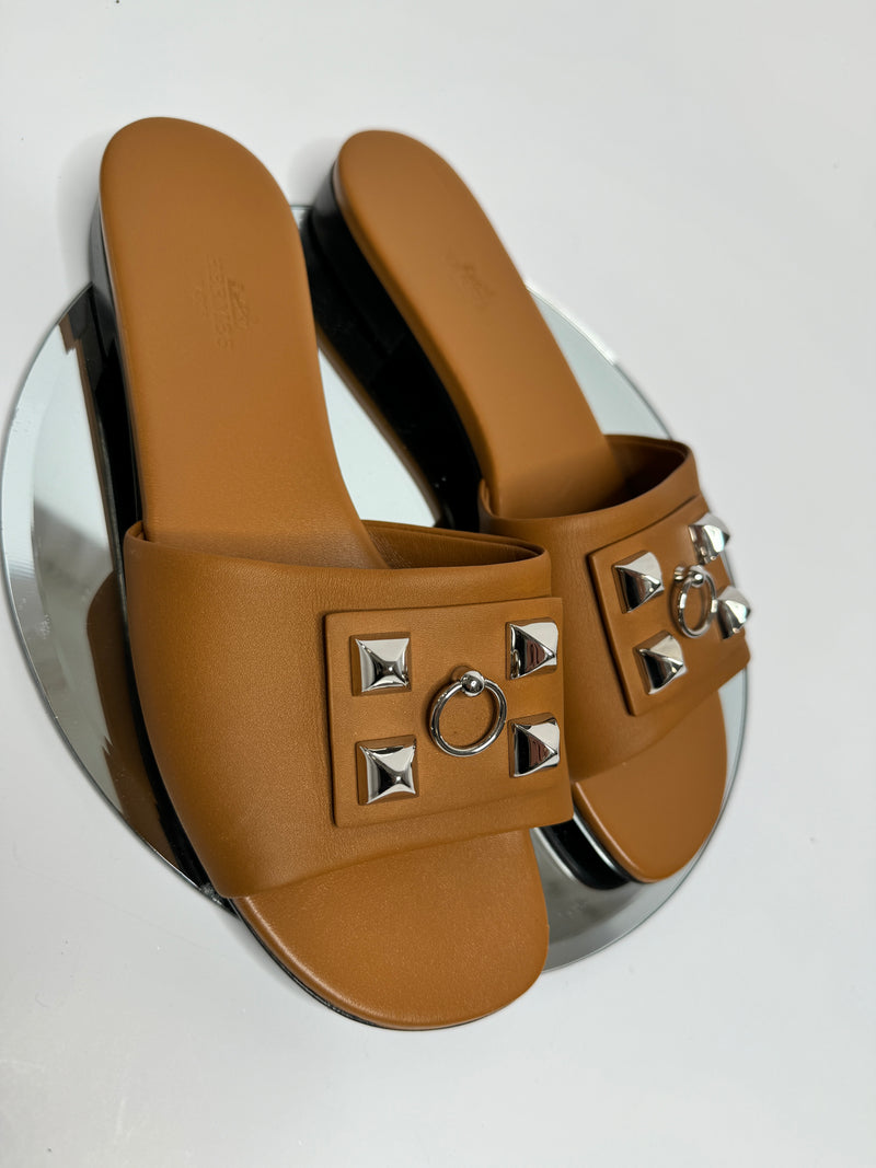 Hermès Dune Sandals In Tan Leather (Size 39 /UK 6)