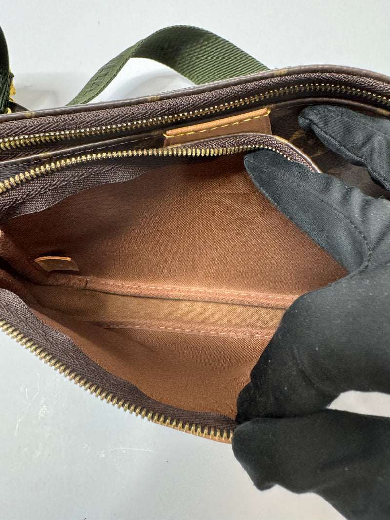 Louis Vuitton Multi Pochette Accessories With Khaki Strap