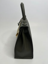 Hermès Kelly 28 II Retourne In Veau Epsom Leather With Palladium Hardware