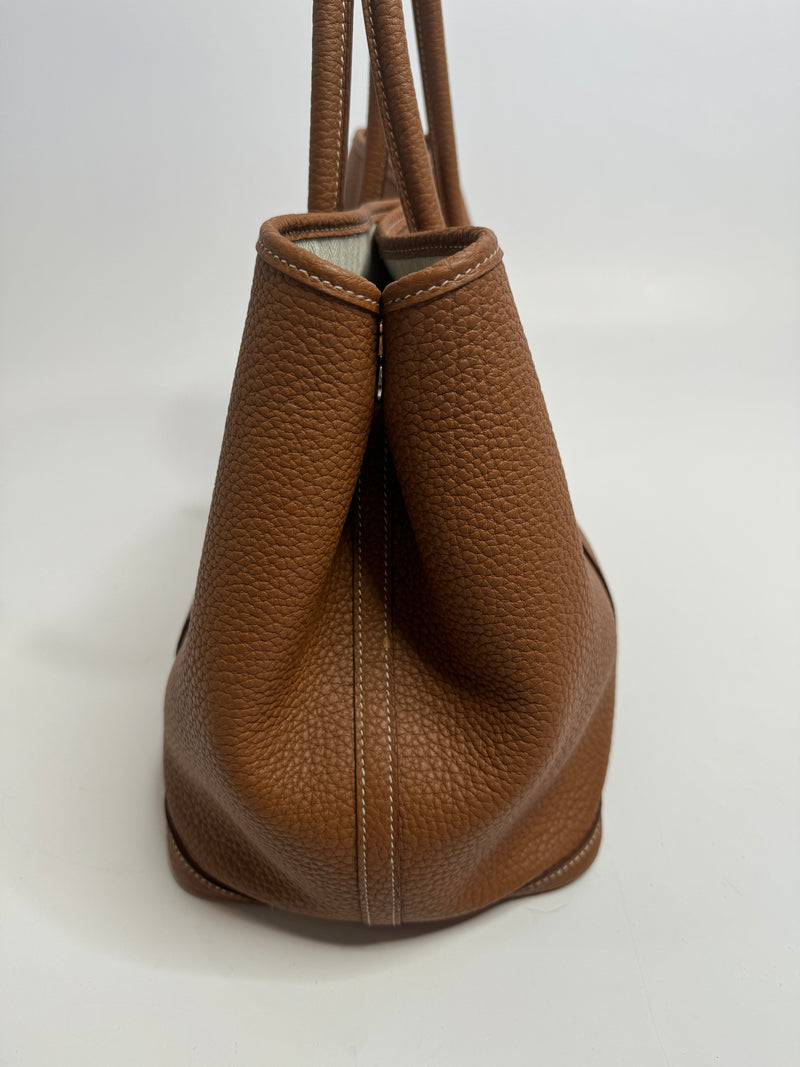Hermès Garden Party 36 Bag In Gold