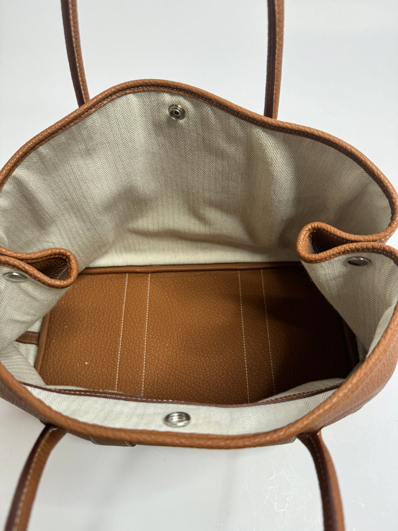 Hermès Garden Party 36 Bag In Gold