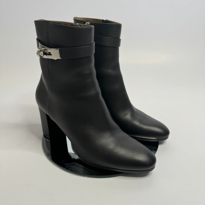 Hermès Saint Germain Ankle Boots (EU 40/ UK 7)