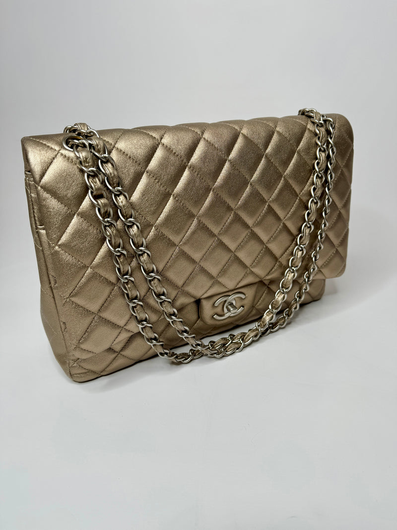 Chanel Classic Double Flap Maxi In Gold Calfskin