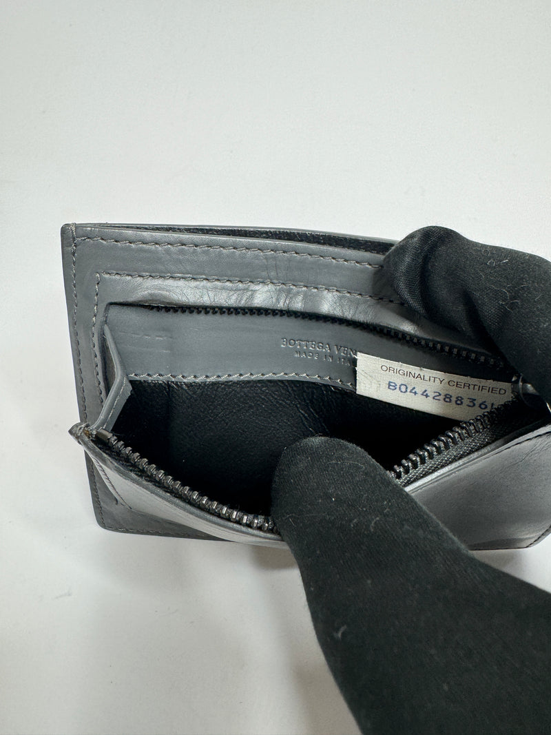 bottega veneta card holder 1
