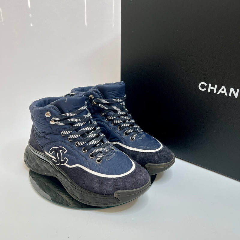 Chanel Navy Nylon And Suede High Top Lace Up Sneakers (Size 37 /UK 4)