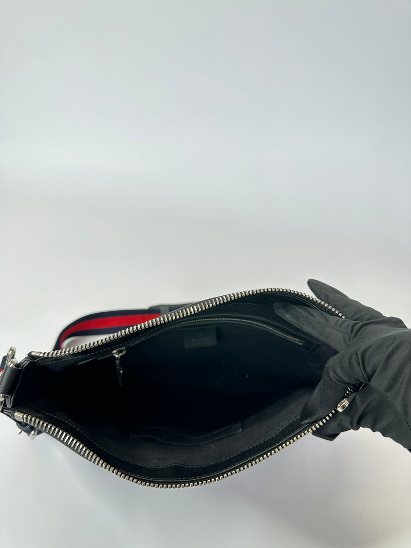 Gucci Supreme Monogram Messenger Bag