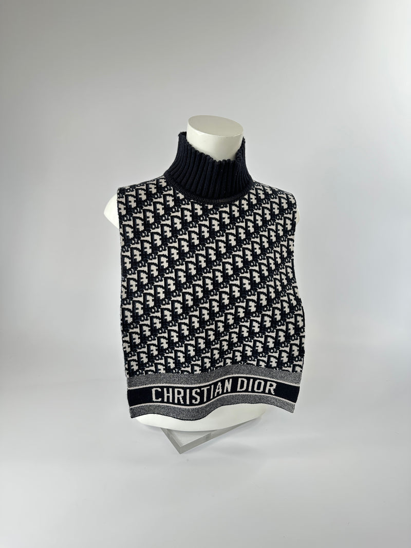 Christian Dior D -Oblique Reversible Jumper Snood