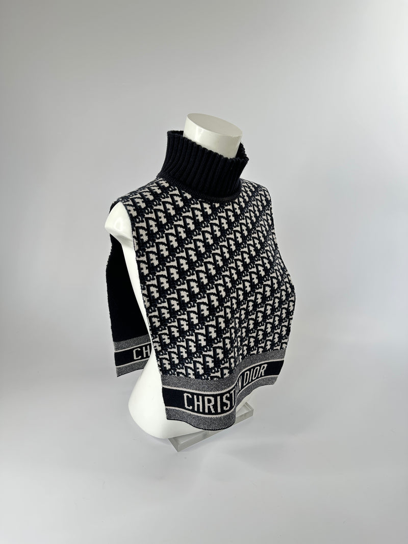 Christian Dior D -Oblique Reversible Jumper Snood