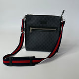 Gucci Supreme Monogram Messenger Bag
