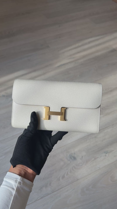 Hermès Constance To Go In Craie Epsom Leather With Gold Hardware. Authentic and preloved in new and unused condition. Verified by Luxe Cheshire. 100% Guarantee