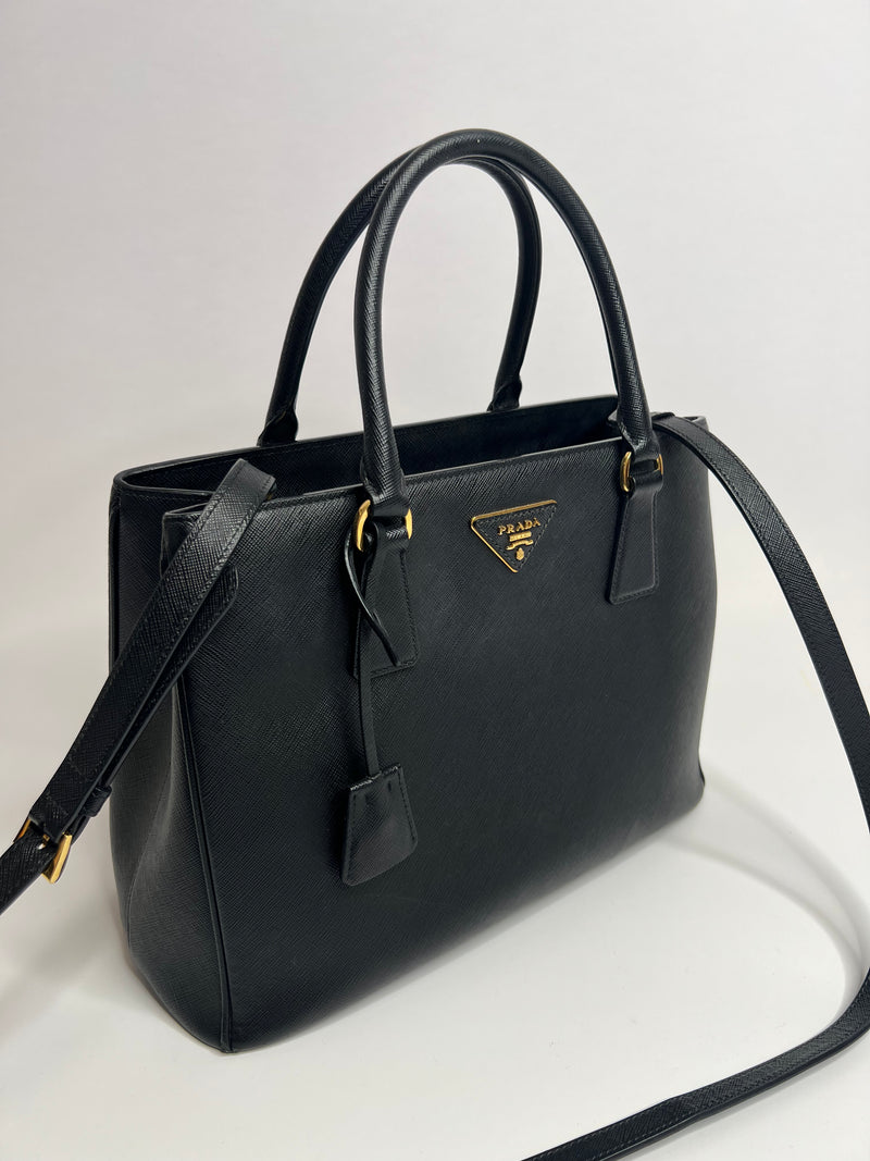 Prada Galleria Tote In Black Saffiano Leather