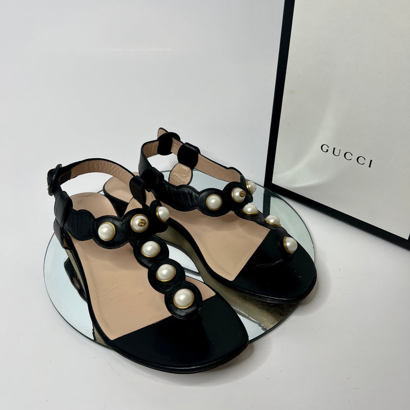 Gucci Willow Pearl Thong Sandals (Size 37.5/ UK 4.5)