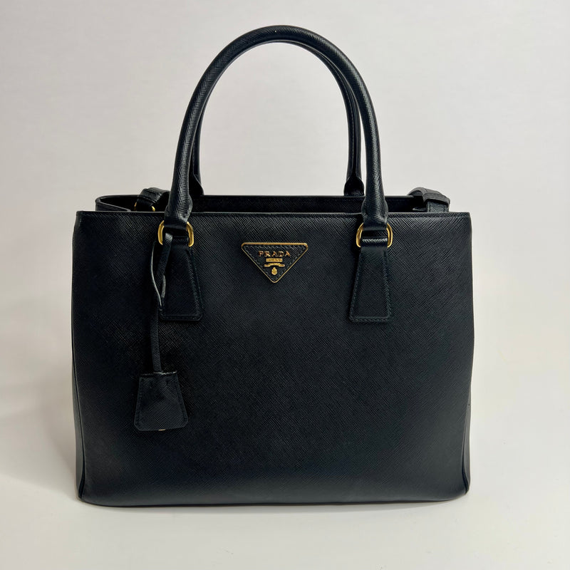 Prada Galleria Tote In Black Saffiano Leather
