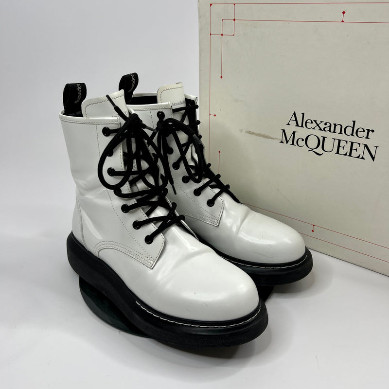Alexender McQueen High Top Runways (Size 39 /UK 6 )