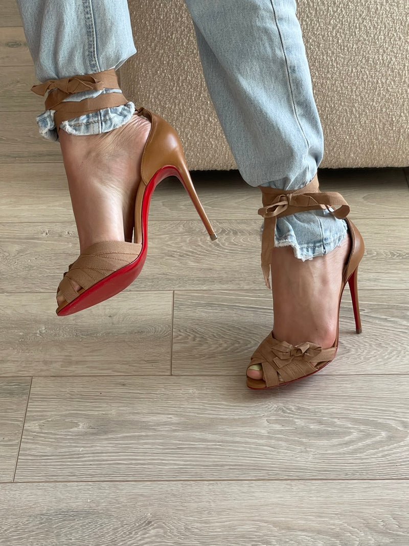 Christian Louboutin Christeriva 100 Sandal (Size 39 / UK 6)