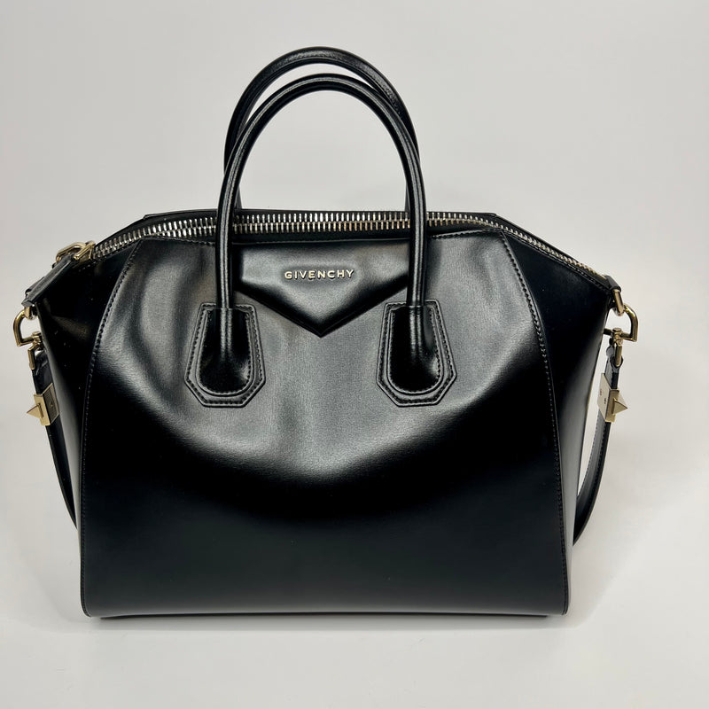 Givenchy Antigona Medium In Black Leather