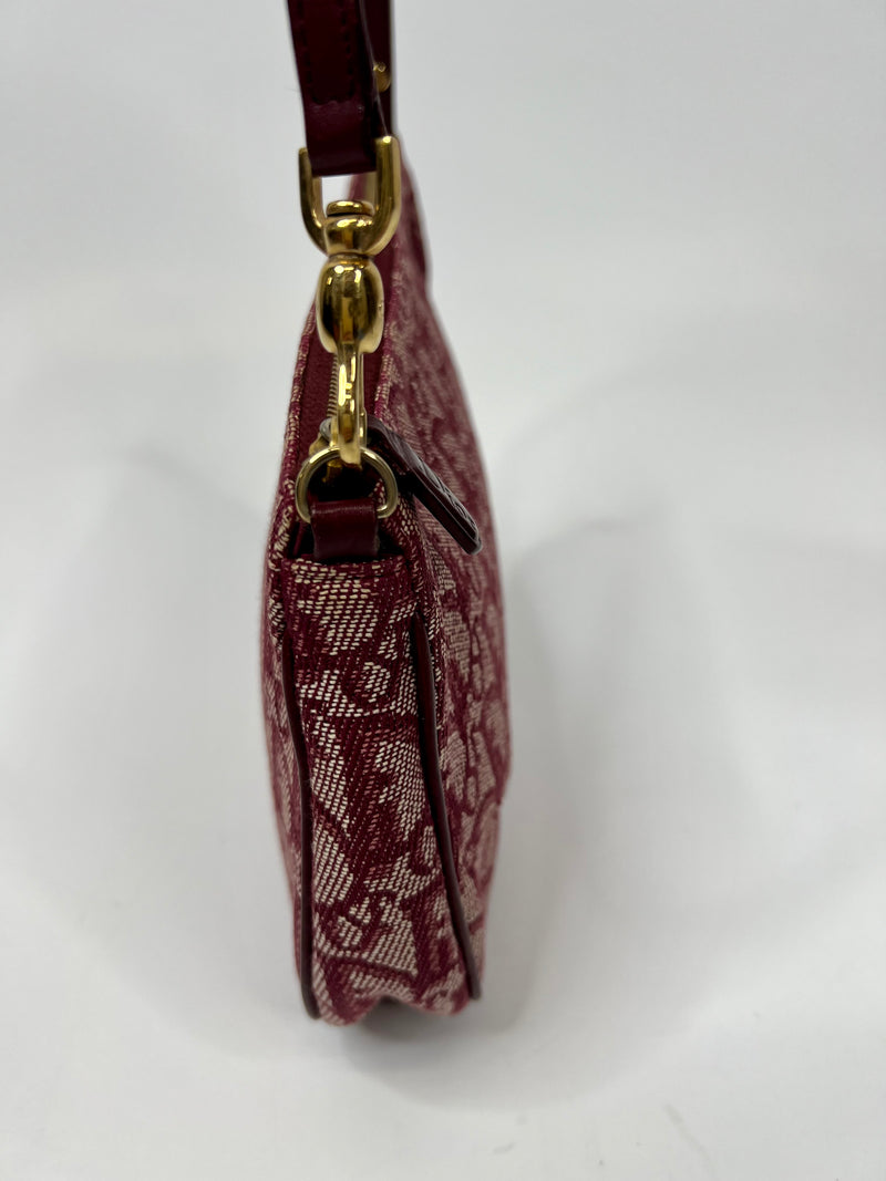 Dior Vintage Saddle Pochette in Red Oblique Canvas