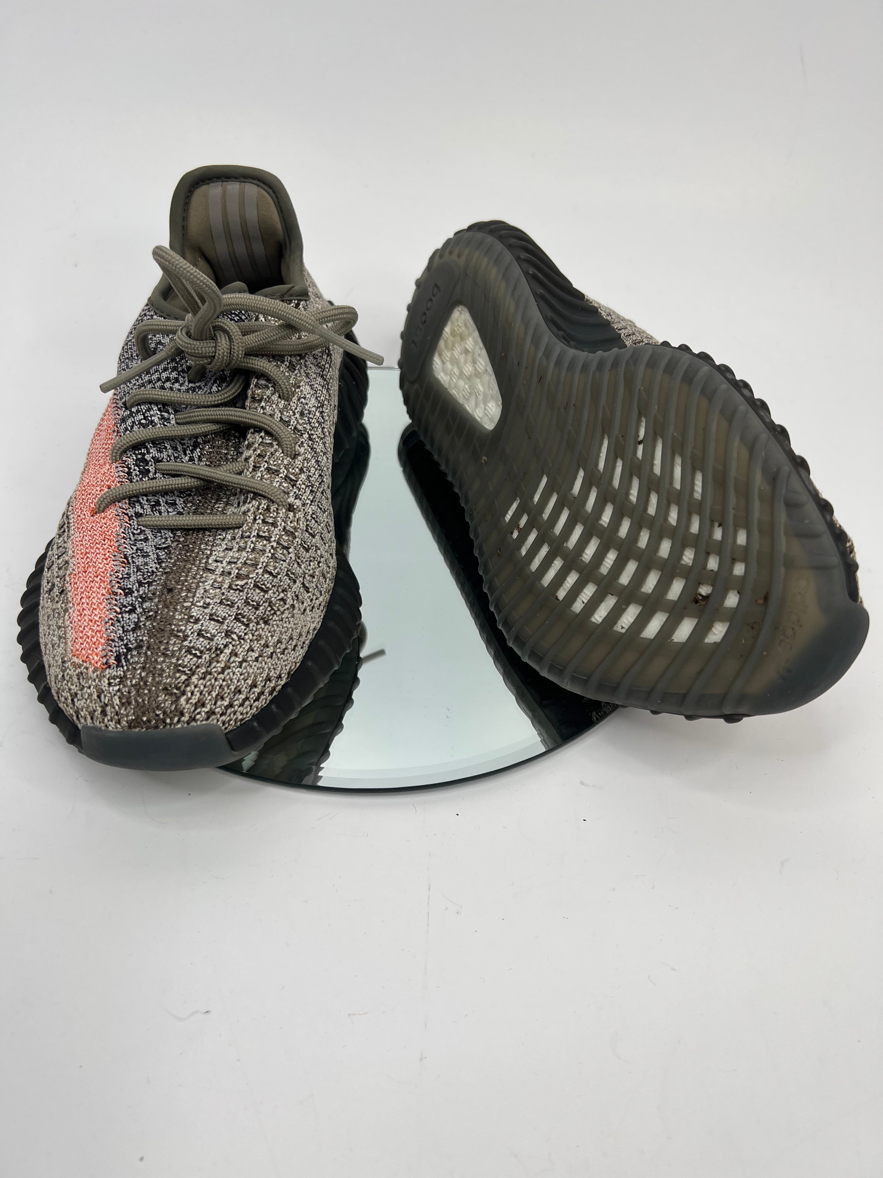 Adidas Yeezy Boost 350 V2 Trainers in Bred (Size 38/UK 5)