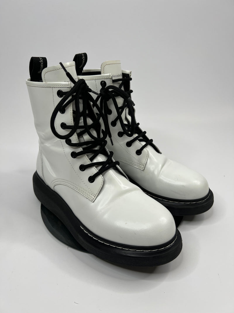 Alexender McQueen High Top Runways (Size 39 /UK 6 )
